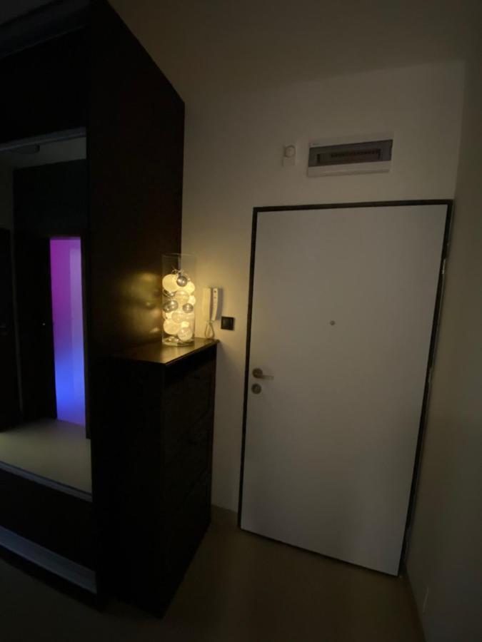 Secret Apartments Chelmska 55M2 Warsawa Bagian luar foto