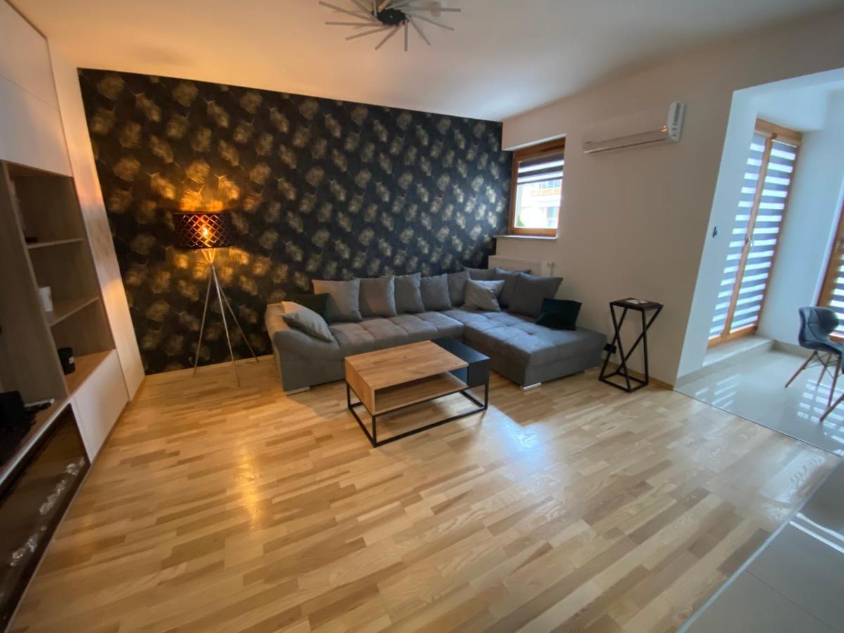 Secret Apartments Chelmska 55M2 Warsawa Bagian luar foto
